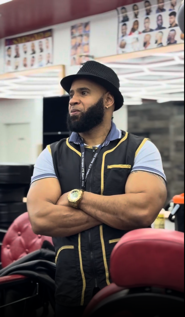 Cristian Moca — Barber at El Caché 10 Bronx NY